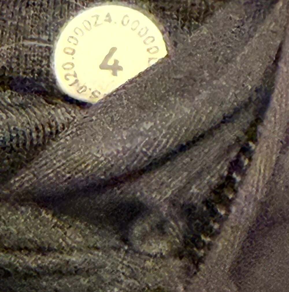 Lululemon Athletica High-Rise Leggings, Size 4 - Picture 4 of 4
